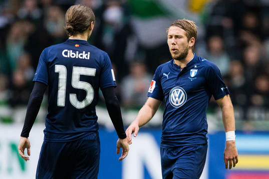 Malmö FFs Pawel Cibicki och Anton Tinnerholm