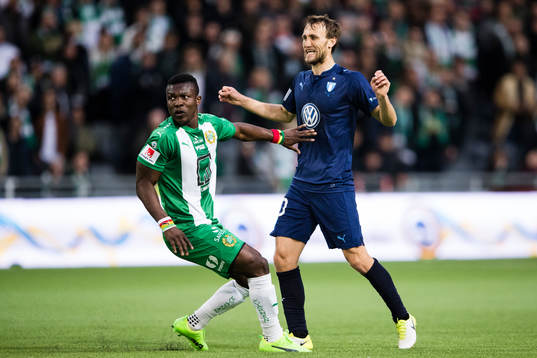 Hammarbys Joseph Aidoo och Malmö FFs Magnus Wolff Eikrem