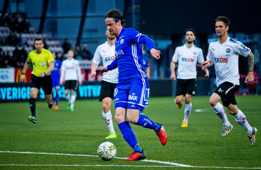 Sundsvalls Linus Hallenius gör 0-2