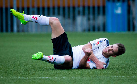 Örebros Victor Sköld har ont