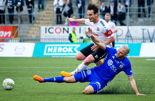 Sundsvalls Marcus Danielson och Örebros Nordin Gerzic