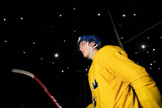 Carl Klingberg lämnar Sveriges ishockeylandslags träning
