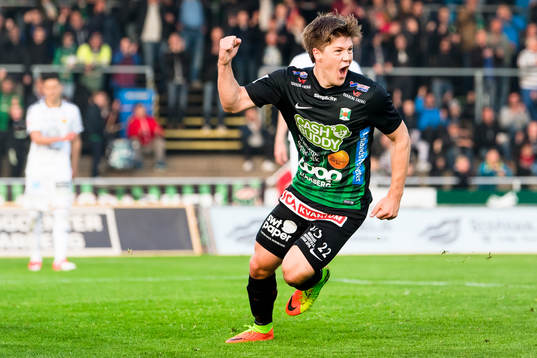 Varbergs Joel Palmqvist jublar