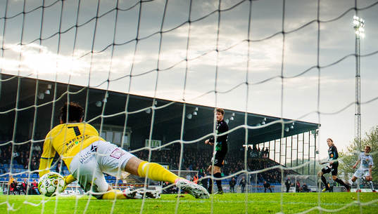 GAIS målvakt Damir Mehic släpper in 4-1