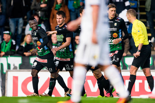 Varbergs spelare jublar