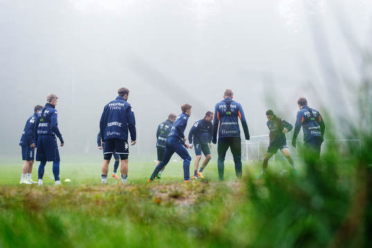 IFK Göteborgs spelare värmer upp