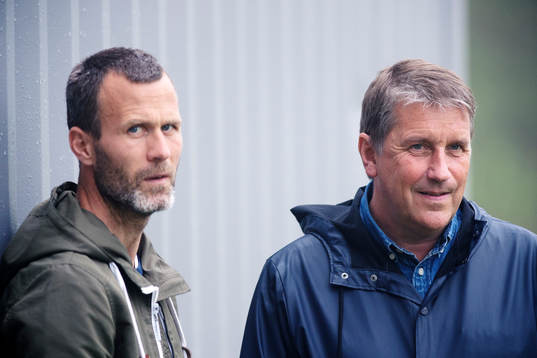 Hjalmar Jonsson och pressansvarige Ulf Jörnvik