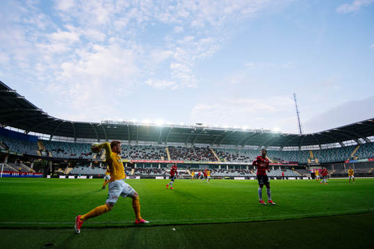 Falkenbergs Johan Lassagård kastar inkast