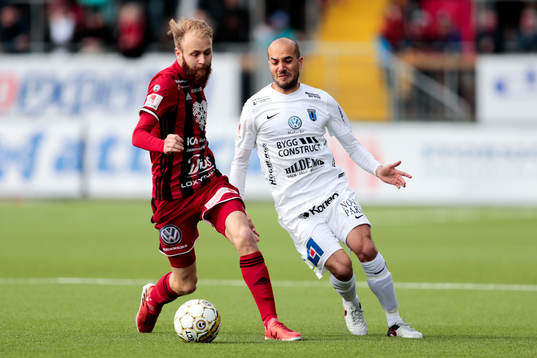 Bläddra bland fler bilder av Fotboll, Allsvenskan, Östersund - Sirius