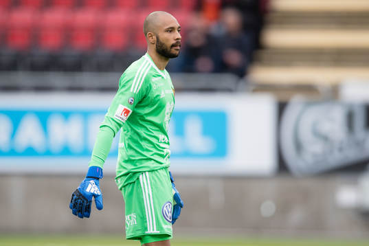 Östersunds målvakt Aly Keita