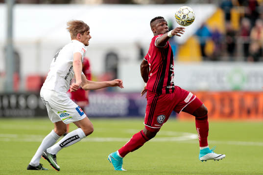 Östersunds Salisu Abdullahi Gero och Sirius Oscar Pehrsson