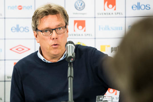 AFC Eskilstunas tränare Pelle Olsson