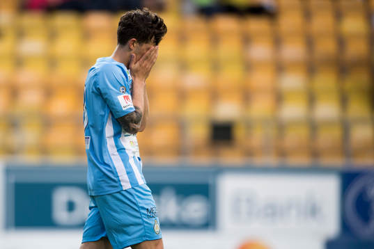 AFC Eskilstunas Thomas Piermayr deppar