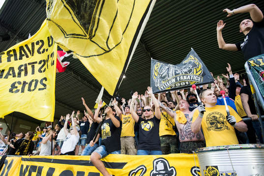 Elfsborgs supportrar jublar