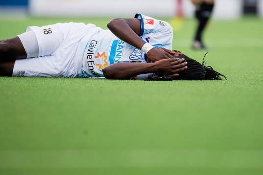 Gefles Tshutshu Wa Tshakasua får ont