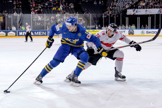 Sveriges Dennis Everberg och Schweiz Joel Genazzi