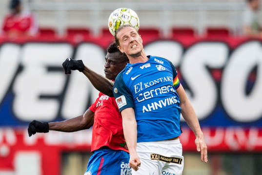 Helsingborgs Edwin Gyimah och Norrbys Marcus Översjö
