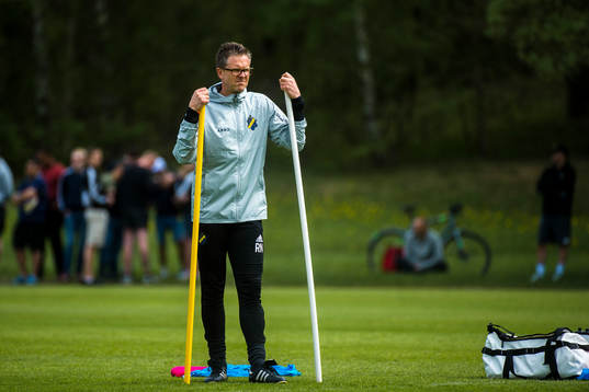 s tränare Rikard Norling