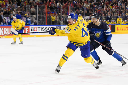Sveriges Joakim Nordström gör 4-1 i semifinalen mellan