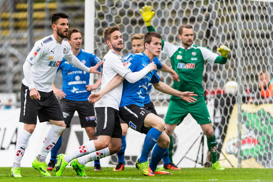 Örebros Johan Mårtensson och Halmstads Marcus Johansson