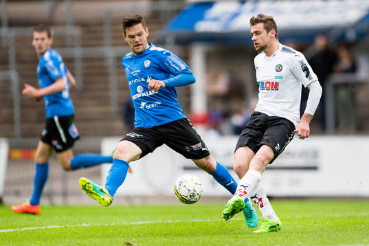 Halmstads Ivo Pekalski och Örebros Filip Rogic