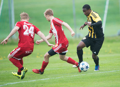 IFK Hässleholms Kojo Annor i matchen i division 2 mellan