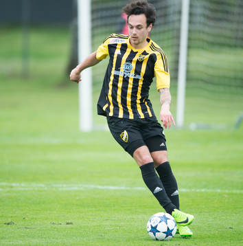 IFK Hässleholms Karim Al-Asi i matchen i division 2 mellan