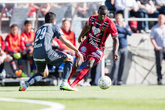 Östersunds Ken Sema mot Kalmars Romário Pereira Sipião