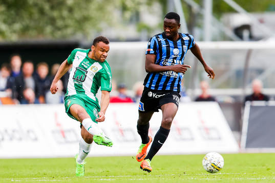 Hammarbys Serge-Junior Martinsson Ngouali och Sirius Moses