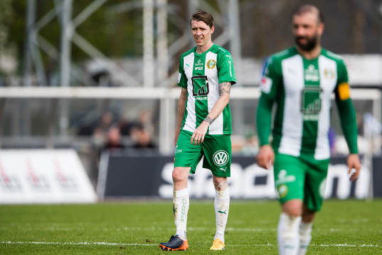 Hammarbys Birkir Már Saevarsson deppar