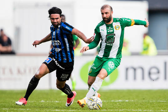 Sirius Alexander Nilsson i kamp om bollen med Hammarbys
