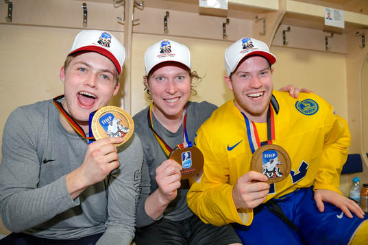 Sveriges William Nylander, Nicklas Bäckström och Oscar