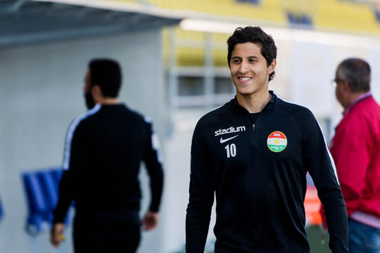 Dalkurds Ahmed Awad före fotbollsmatchen i Superettan