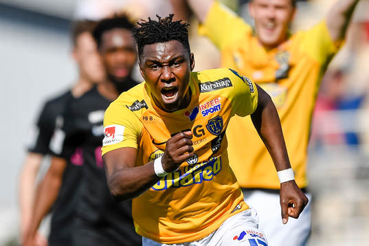 Falkenbergs Dominic Chatto jublar