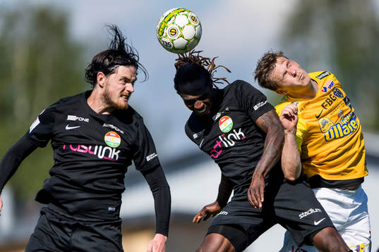 Dalkurds Robin Tranberg och Kebba Ceesay