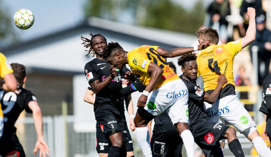 Falkenbergs Dominic Chatto nickar in 2-0