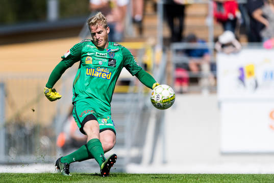Falkenbergs målvakt Hampus Nilsson