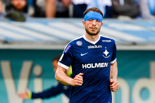 Norrköpings Jon Gudni Fjoluson med bandage