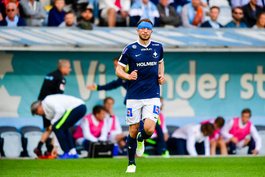 Norrköpings Jon Gudni Fjoluson med bandage