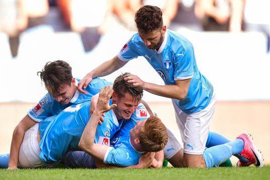 Malmö FFs spelare jublar