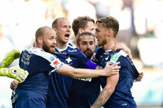 Norrköpings spelare jublar