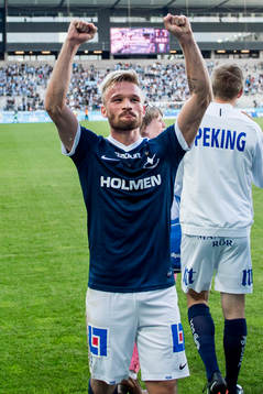 Norrköpings Nicklas Bärkroth jublar