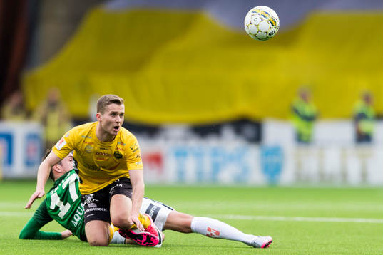 Elfsborgs Adam Lundqvist och Jönköpings Daryl Smylie