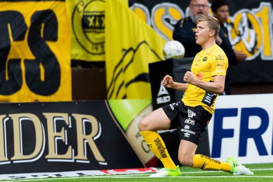Elfsborgs Joakim Nilsson jublar