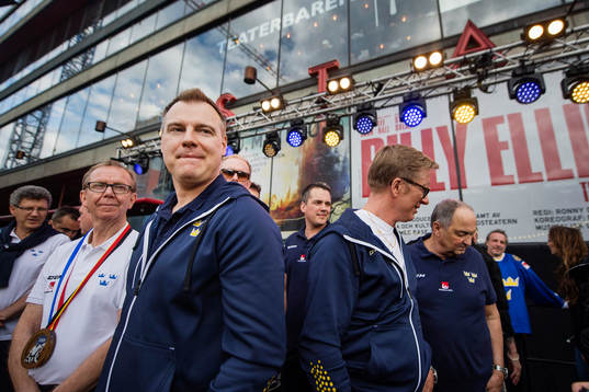 Förbundskapten Rikard Grönborg på Sergels torg när
