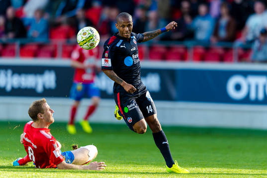 Helsingborgs Bradley Surprise Ralani och Östers Mario