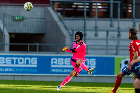 Helsingborgs målvakt Matt Pyzdrowski