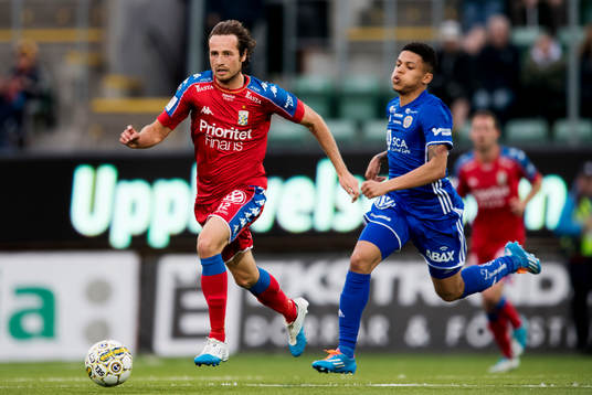 IFK Göteborgs Mikkel Diskerud och Sundsvalls Romain Gall