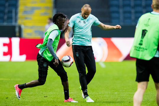Ajax Bertrand Traoré och Heiko Westermann