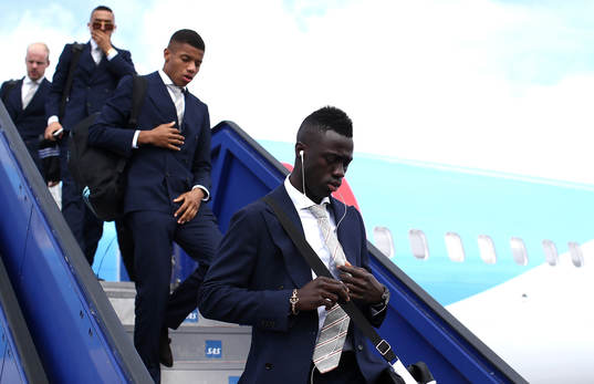 Davinson Sanchez of Ajax arrives with team mates